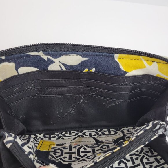 Vera Bradley Dogwood Print Floral Quilted Wallet With Zipper Closure - Picture 6 of 11